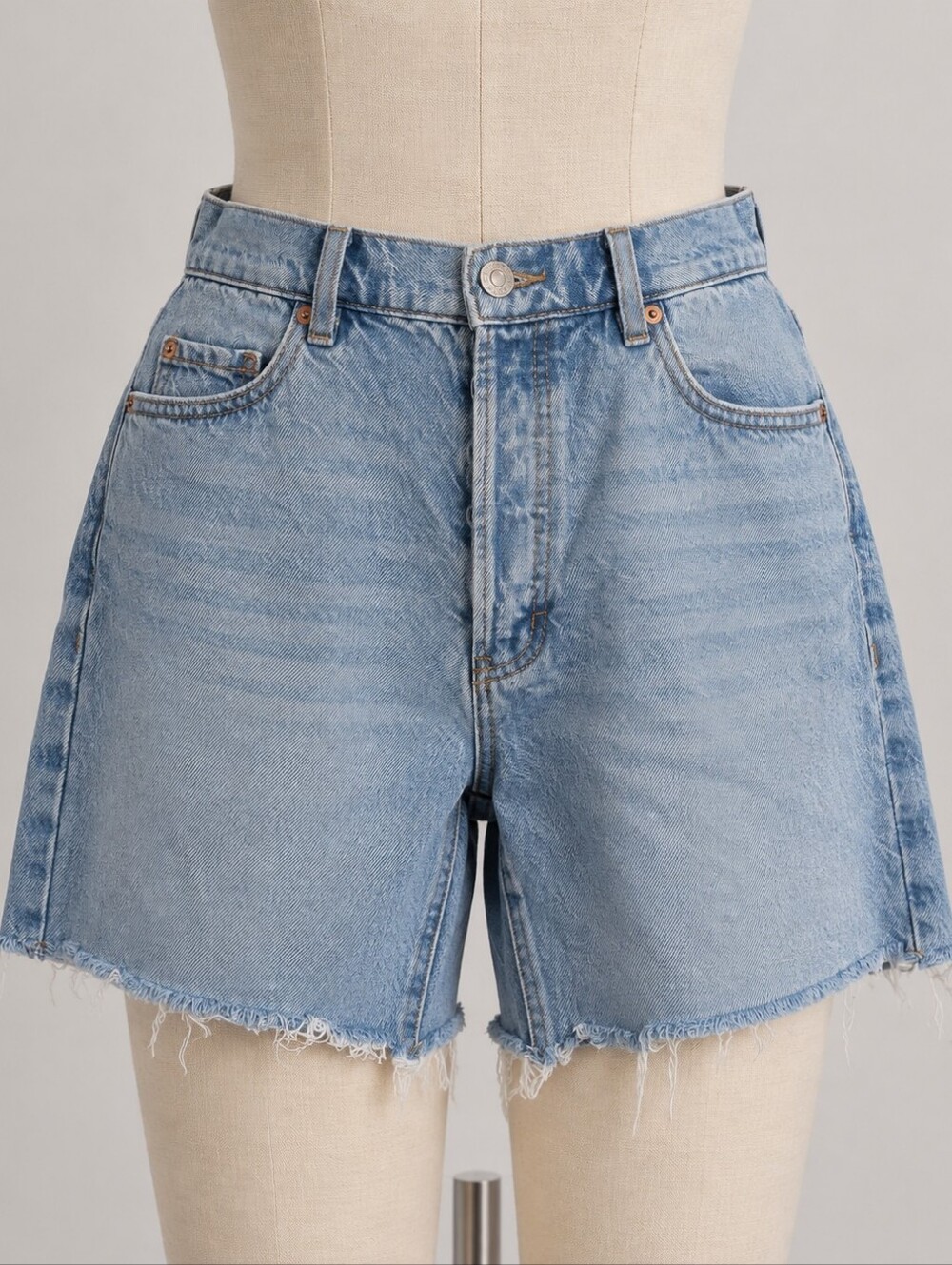 Garage Grunge Denim High Rise Cutoff Bermuda Shorts Light Wash Size 26